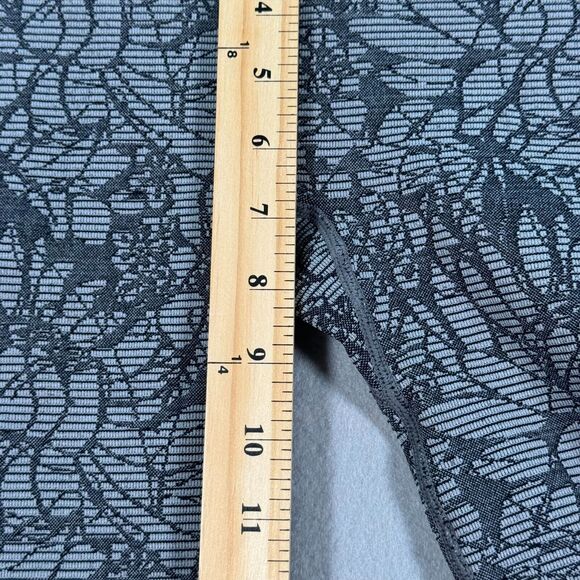 Fabletics Kate Hudson Leggings Womens Small Grey‎ Textured Floral Seamless Crop - Picture 7 of 9